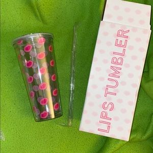 Lips Tumbler 24 oz with straw